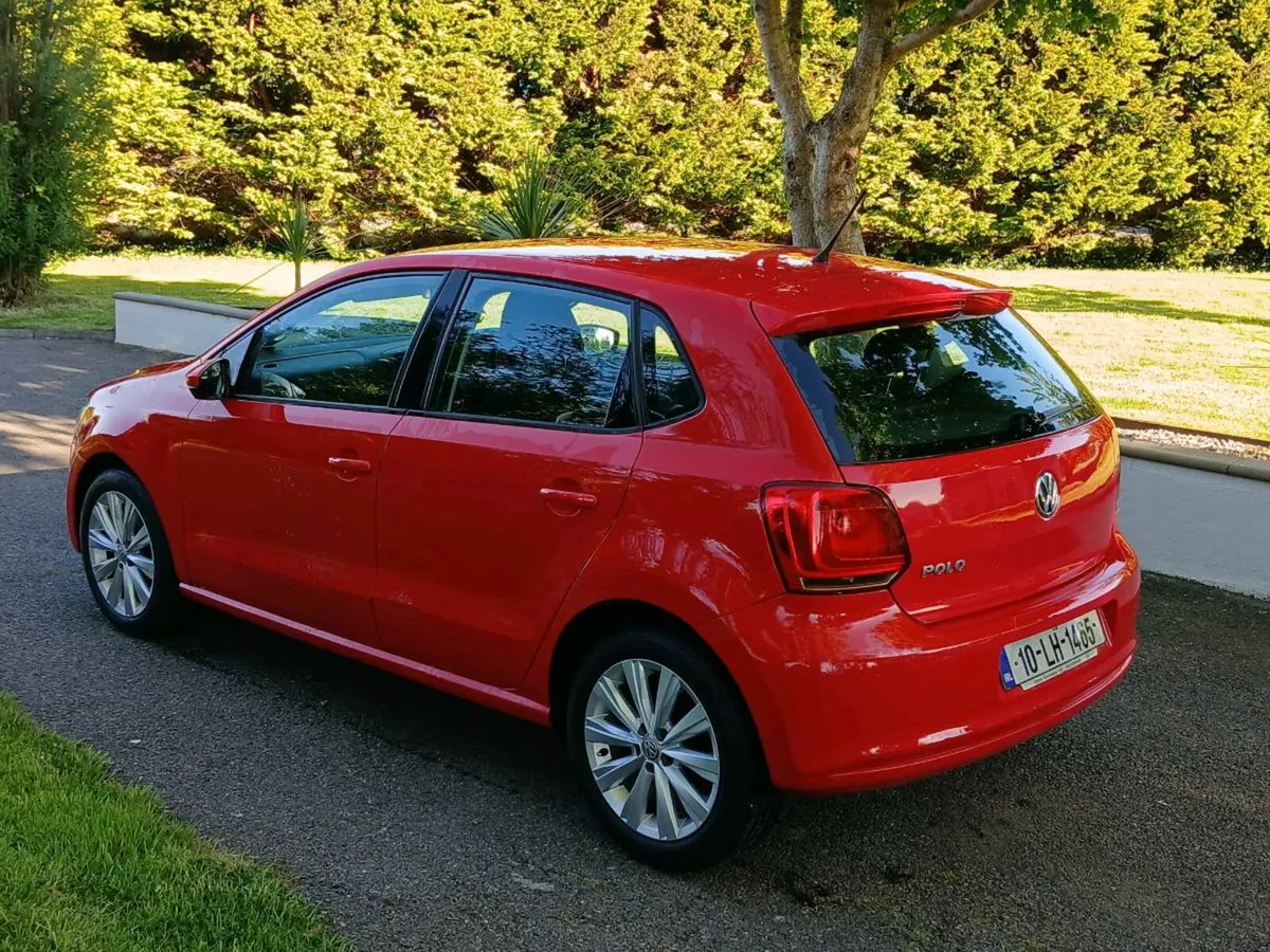 Volkswagen polo - Image 2