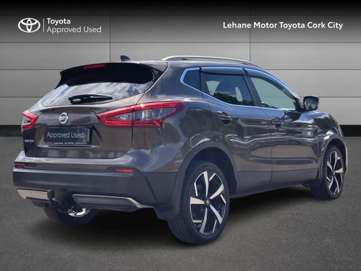Nissan Qashqai 1.6 DSL SVE 4X4 18 4DR - Image 2