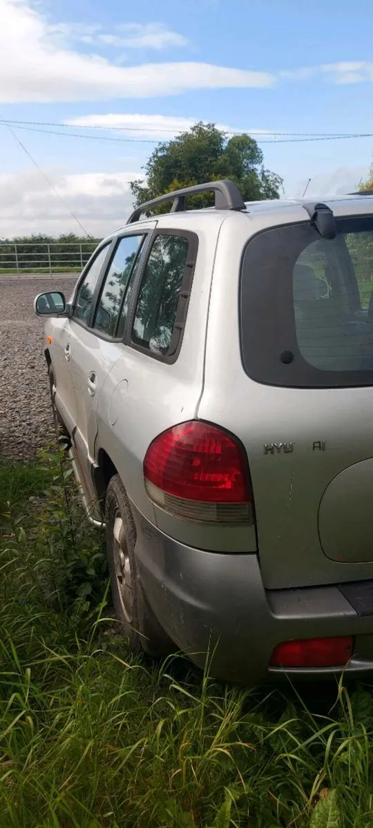 Hyundai santa fe - Image 3