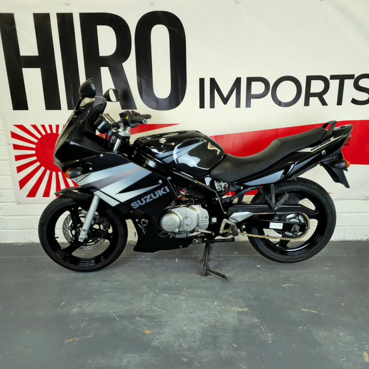 2004 Suzuki GS500F - Image 3