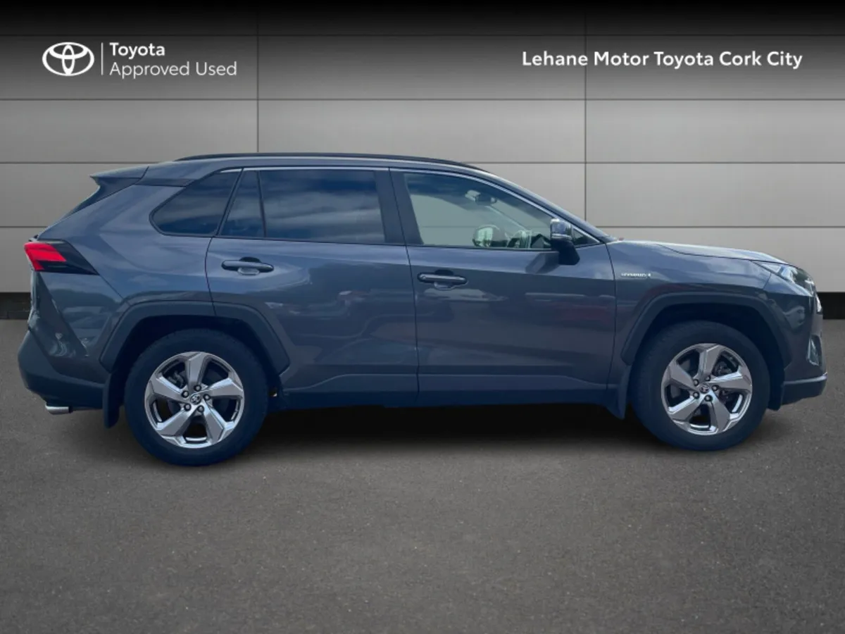 Toyota RAV4 RAV4 HYBRID SOL 4DR AUTO - Image 3