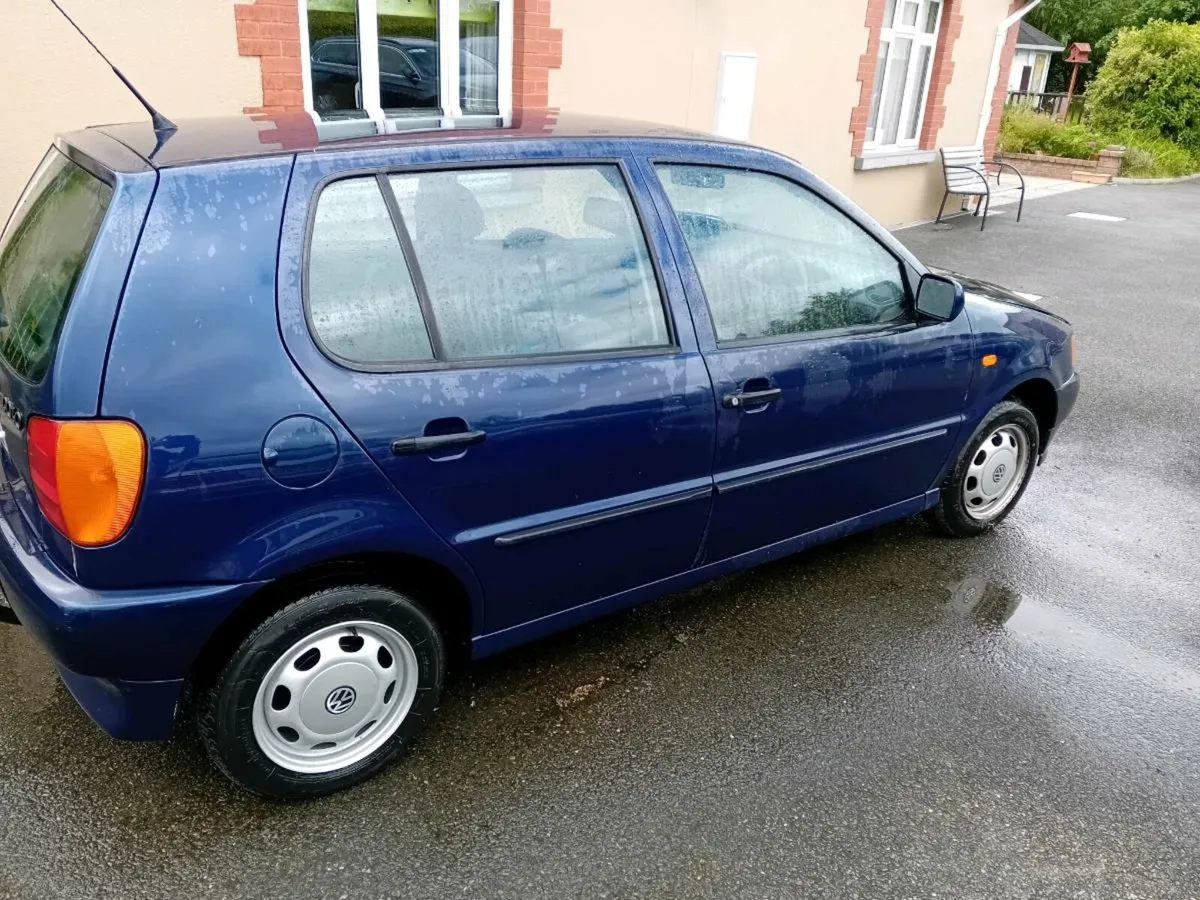 Volkswagen Polo 1999 - Image 2