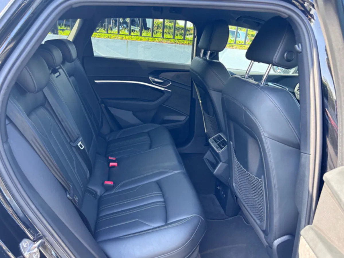 2021 AUDI E-TRON BLACK EDITION 55 95KwH BATTERY - Image 4