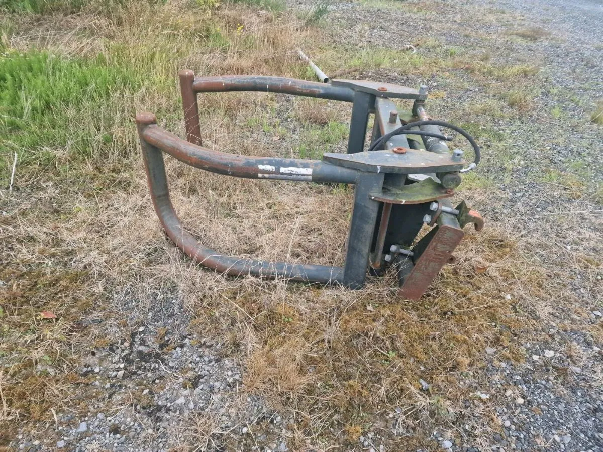 Bale grab - Image 1