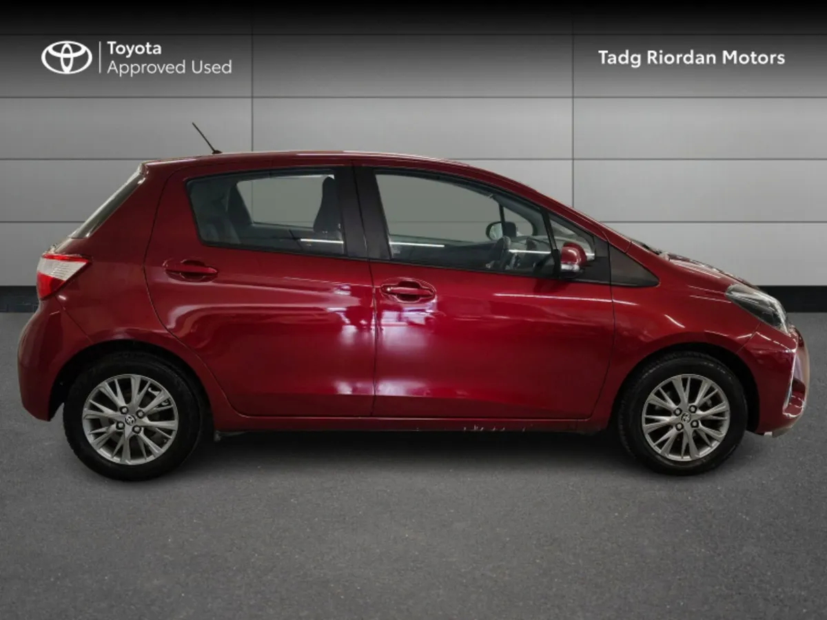 Toyota Yaris 1.0 LUNA 4DR - Image 3