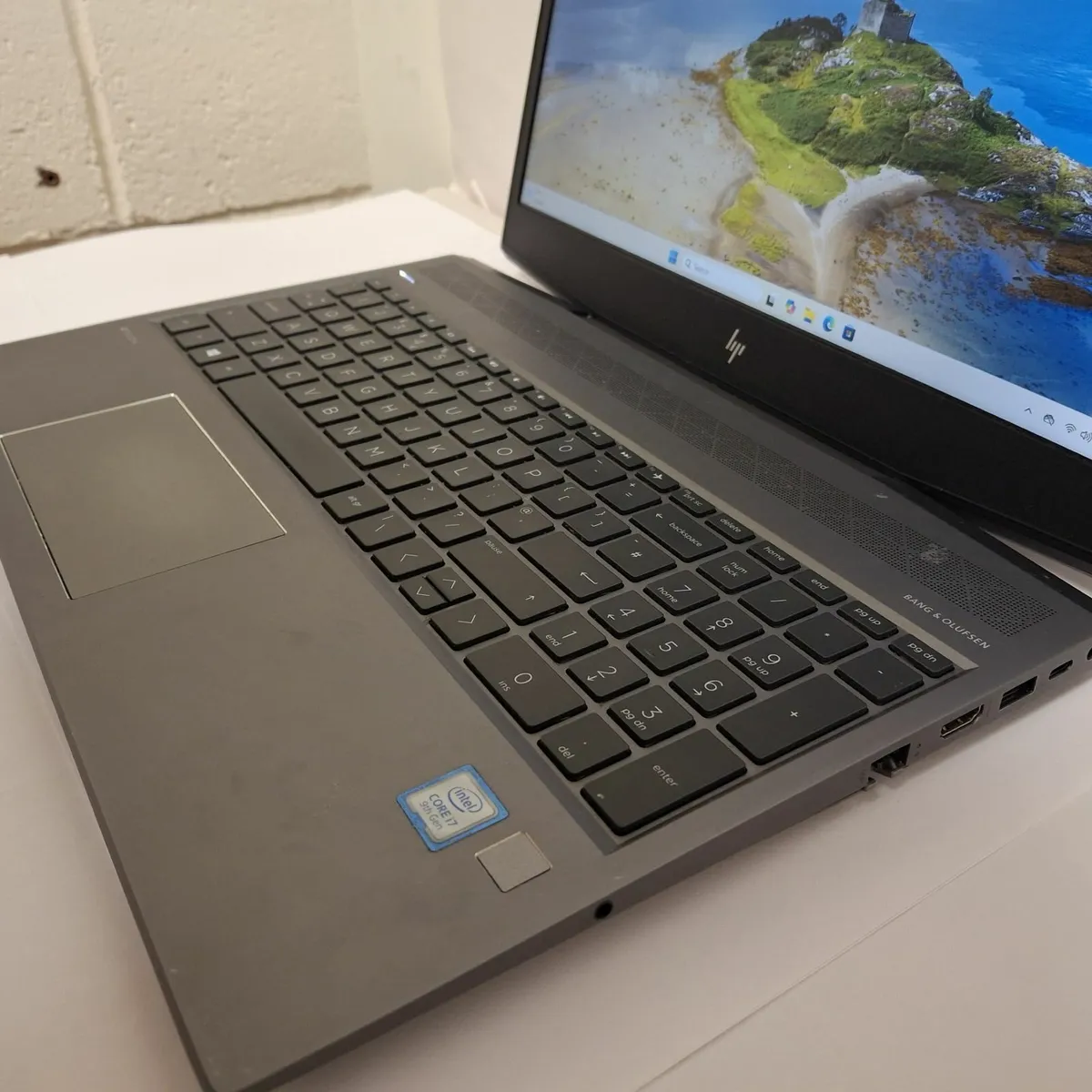 HP ZBook 15v G5 i7-9750H NVIDIA Quadro P600 4GB (9 - Image 1