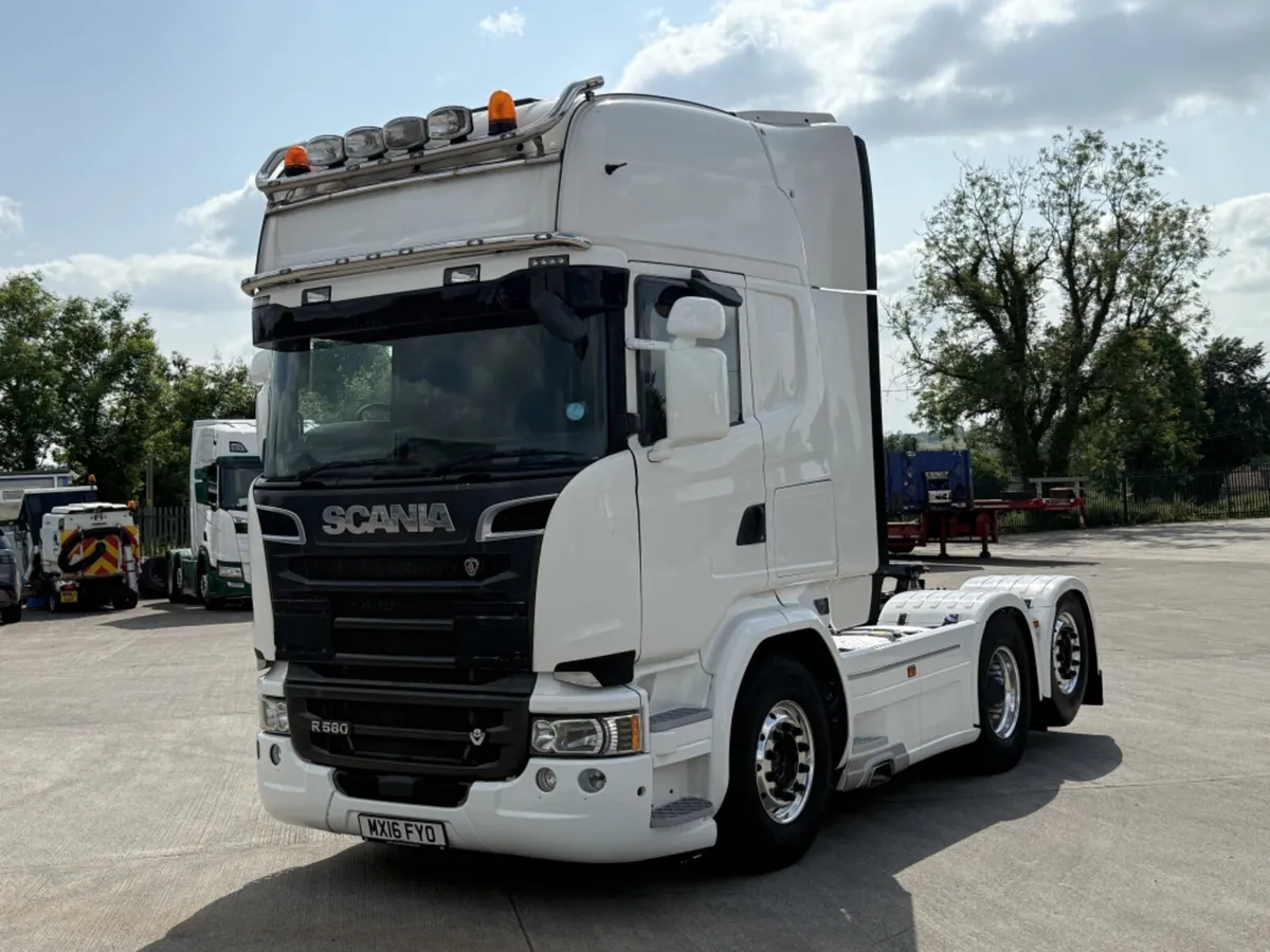 2016 (16) SCANIA R580 STREAMLINE EURO 6 - Image 2