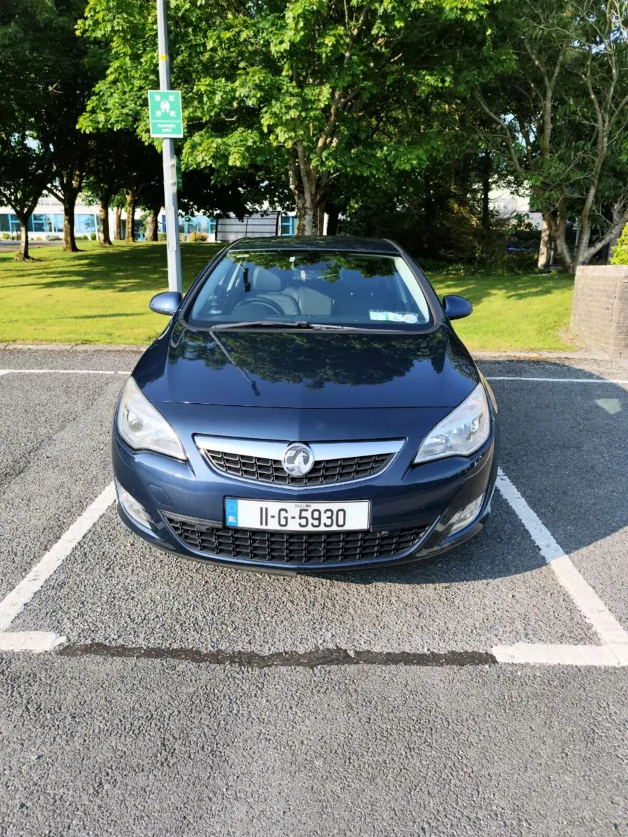 2011 Astra 1.7 CDTI (110bhp) Low Mileage - Image 3