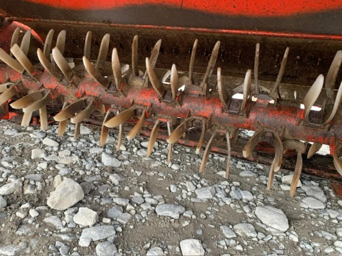 KUHN 243 MOUNTED 8' MO/CO - Image 2