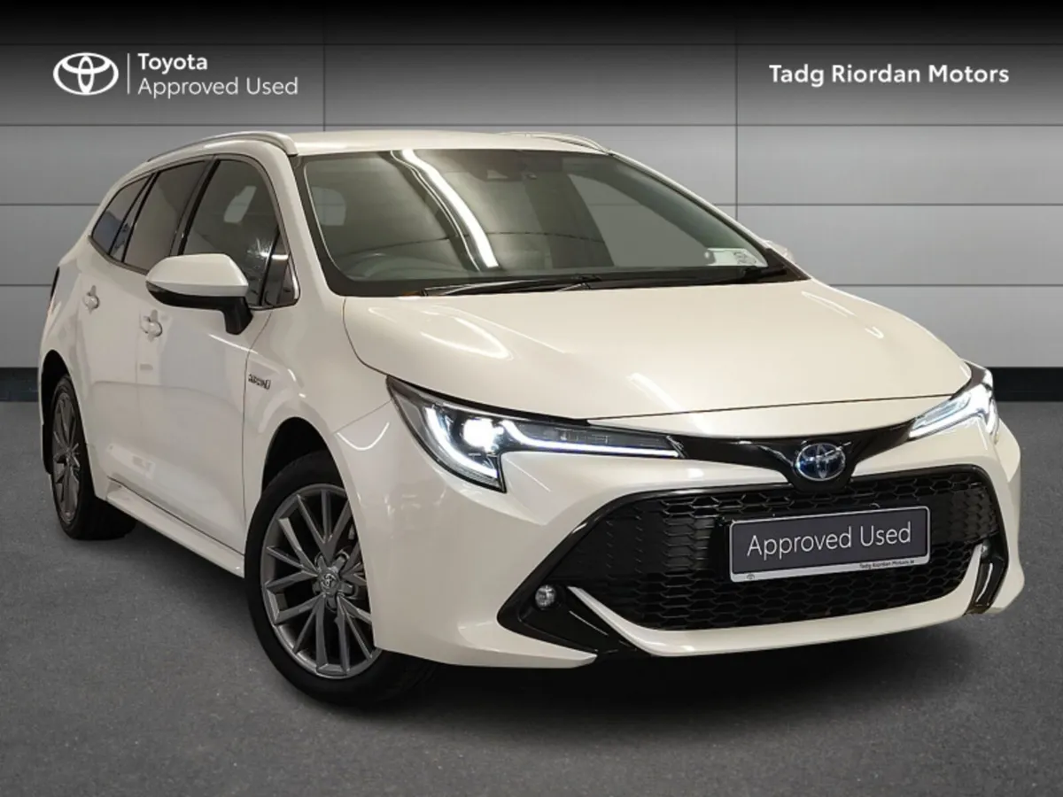 Toyota Corolla HYBRID SOL T/S - Image 1