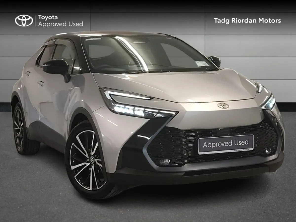 Toyota C-HR HYBRID SOL - Image 1
