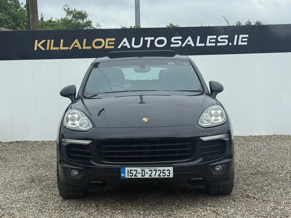 Porsche Cayenne S 3.0 Petrol Plug-In Hybrid Auto - Image 2