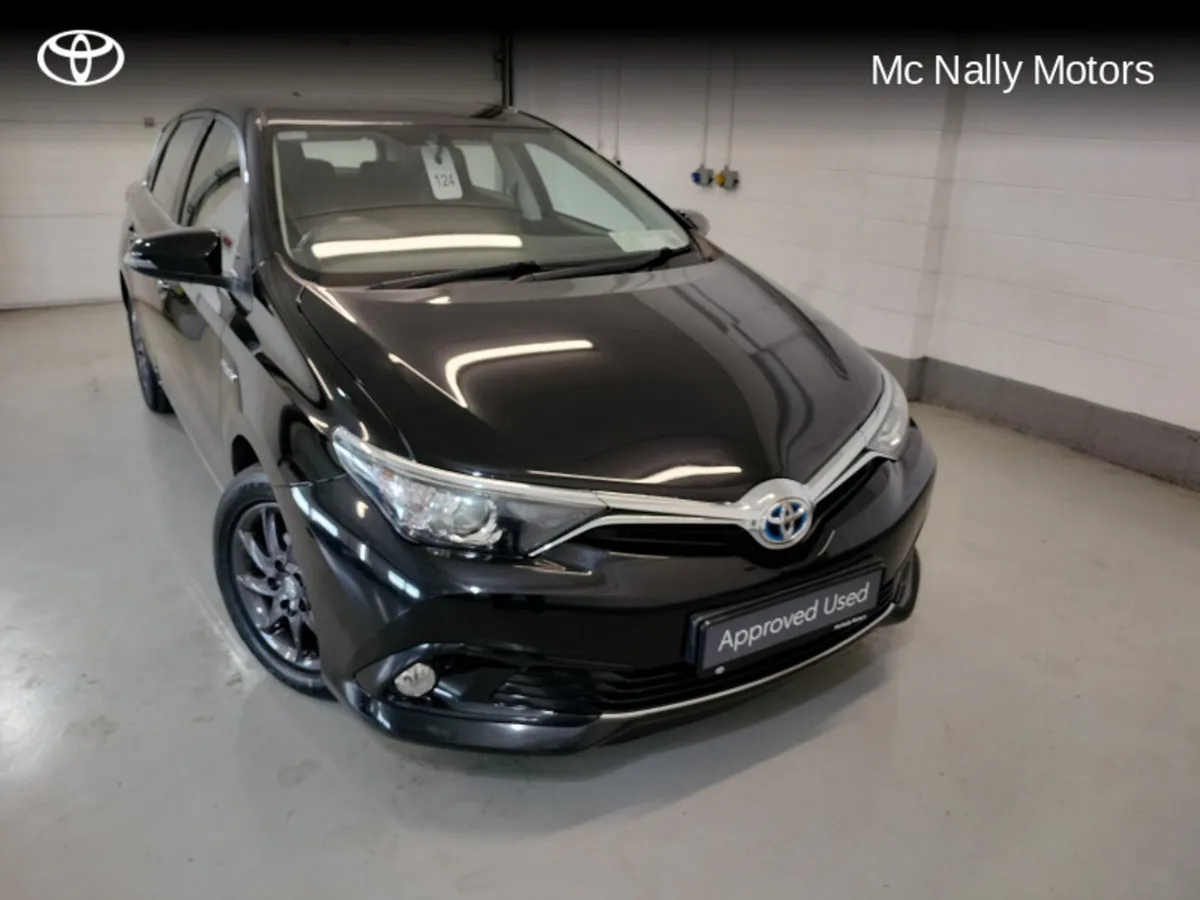 Toyota Auris AURIS 1.8 HYBRID LUNA - Image 1