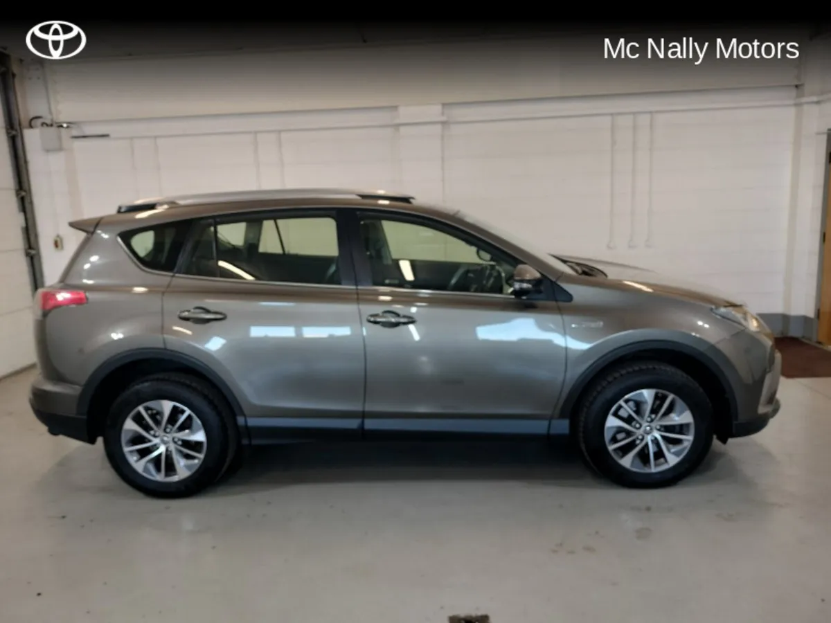 Toyota RAV4 HYBRID LUNASPORT 2WD - Image 4