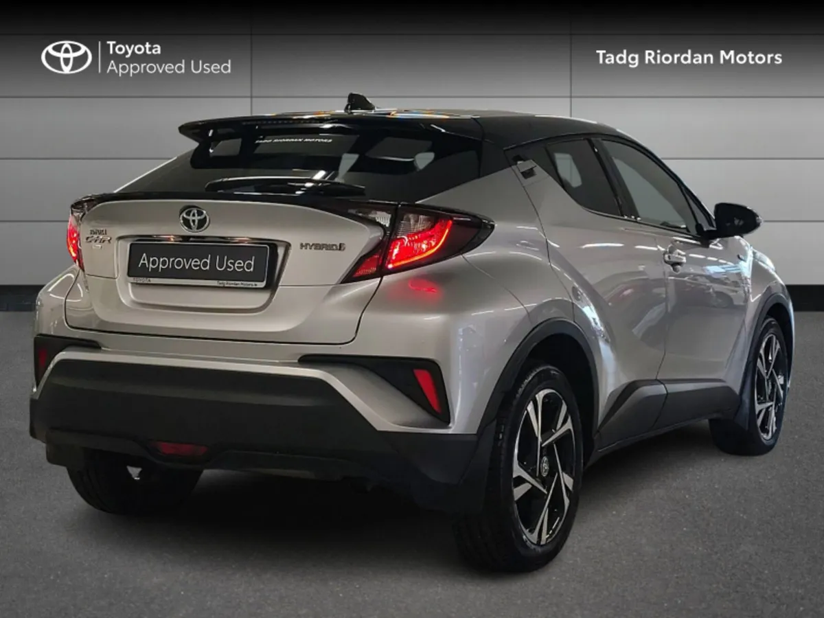 Toyota C-HR HYBRID SPORT BI-TONE - Image 2