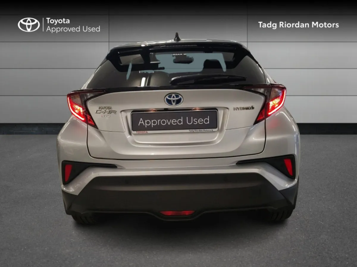 Toyota C-HR HYBRID SPORT BI-TONE - Image 4
