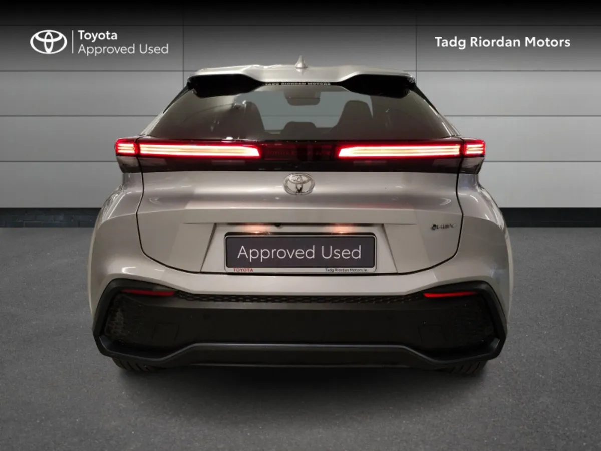 Toyota C-HR HYBRID SPORT *PRICE REDUCTION* - Image 4