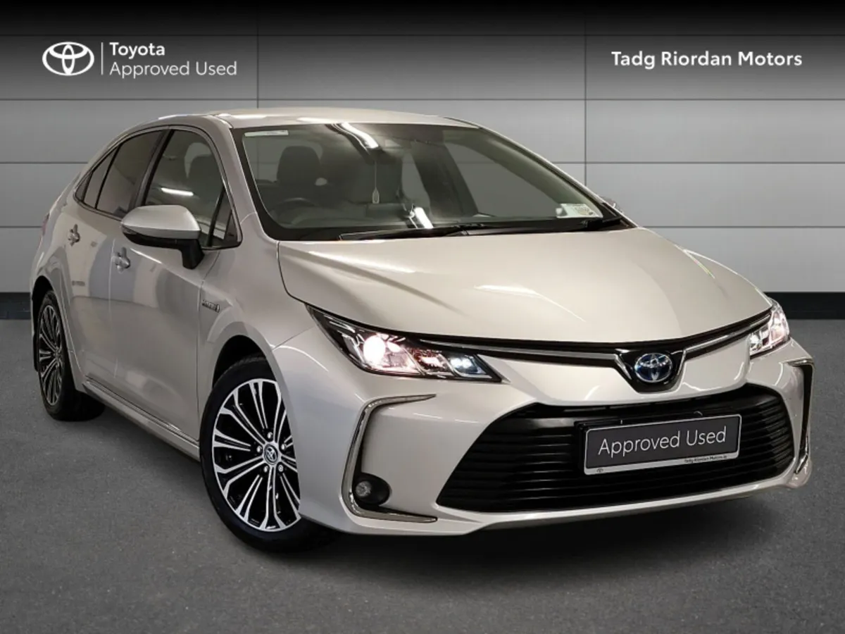 Toyota Corolla HYBRID LUNA SPORT - Image 1