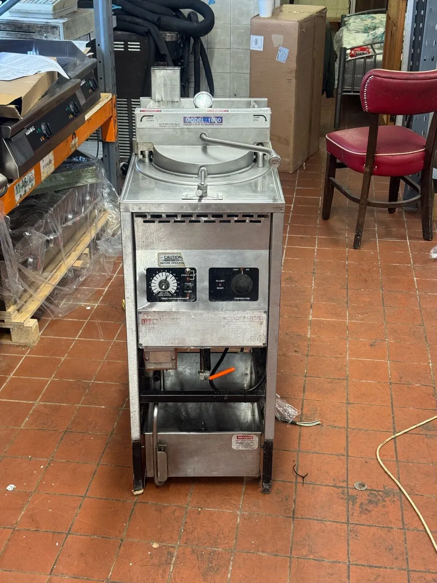 Brooster chicken machine - Image 2