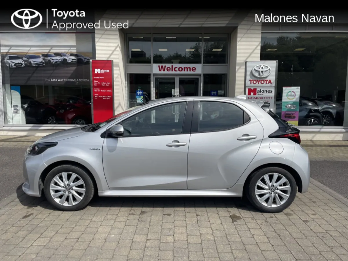 Toyota Yaris 1.5 ICON HYBRID CVT 5DR AUTO - Image 4