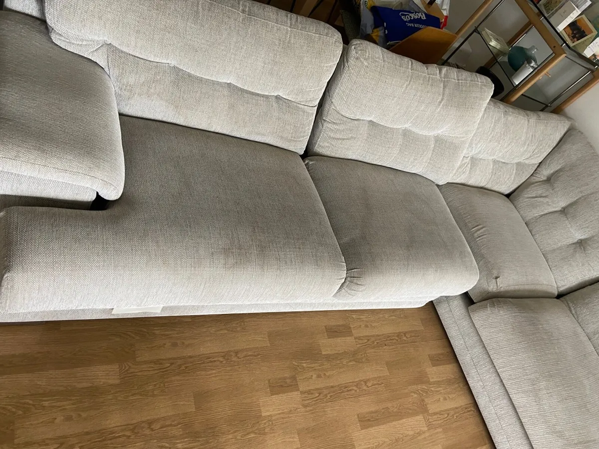 Couch - Image 2