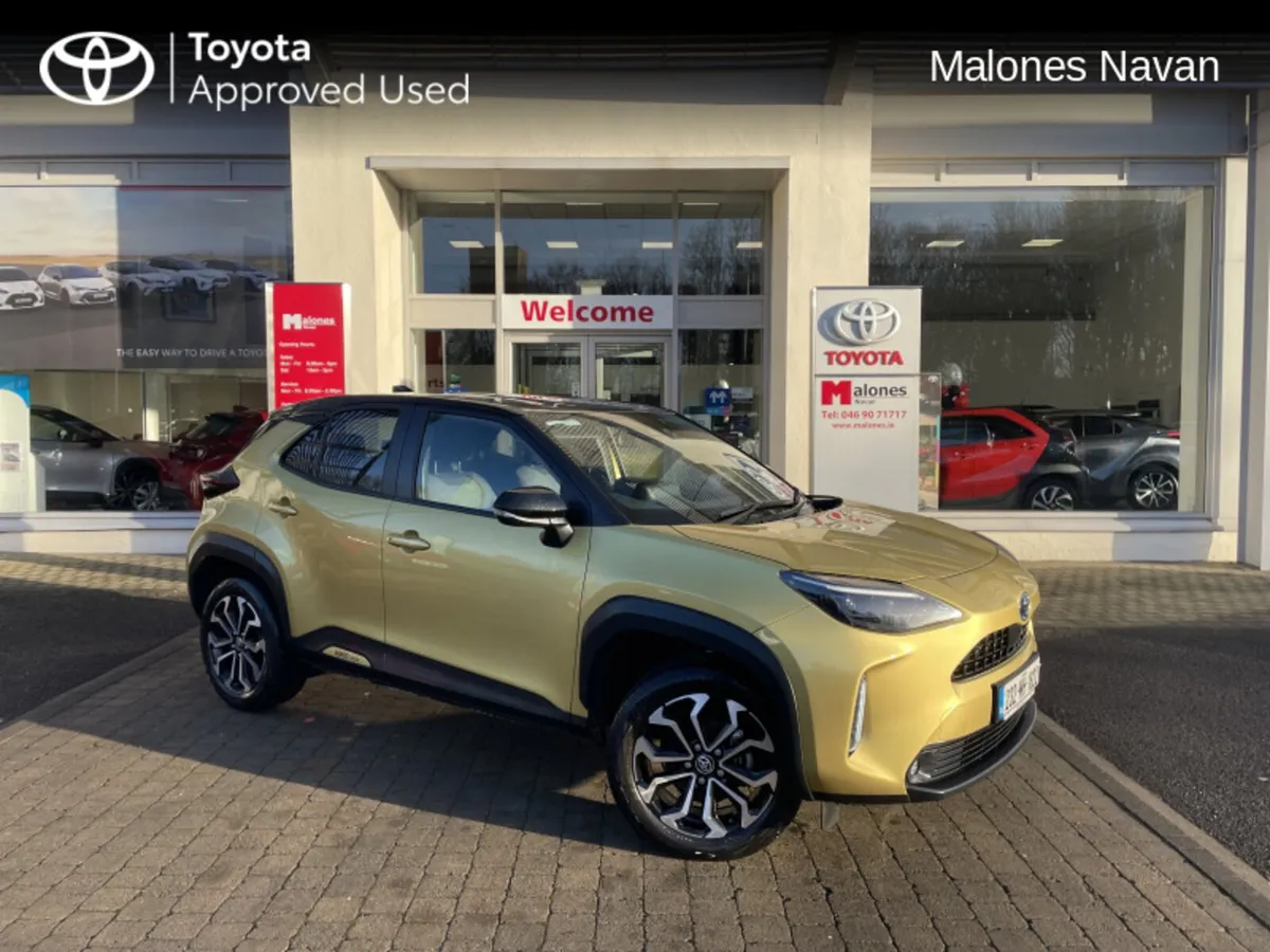 Toyota Yaris CROSS LUNA SPORT 4DR AUTO - Image 1