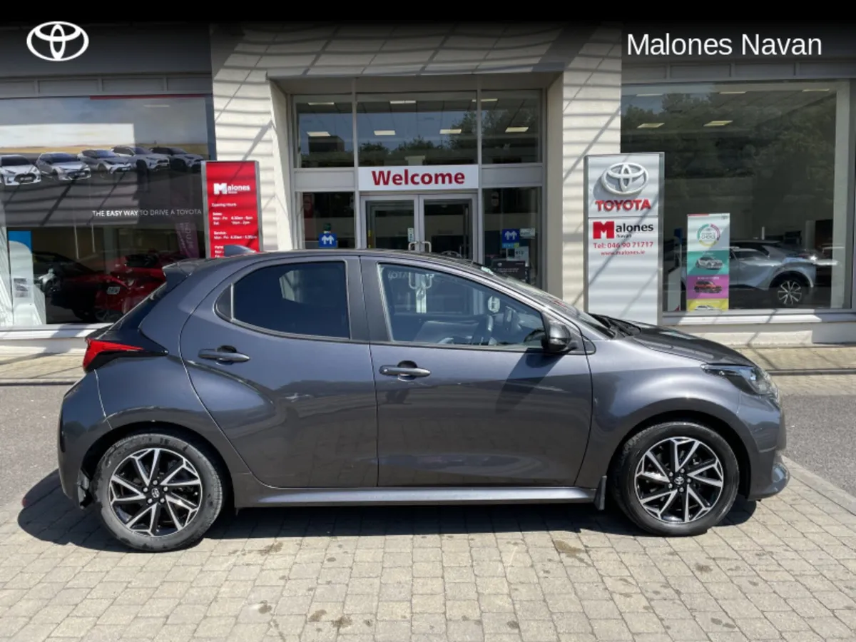 Toyota Yaris YARIS 1.5 HYBRID L/SPORT - Image 3