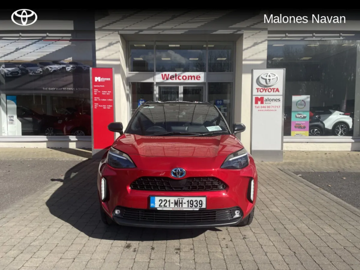 Toyota Yaris Cross YARIS CROSS LUNA SPORT - Image 2