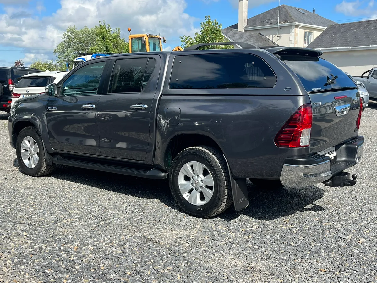 2016 TOYOTA HILUX 2.4 D-4D CREWCAB - Image 4