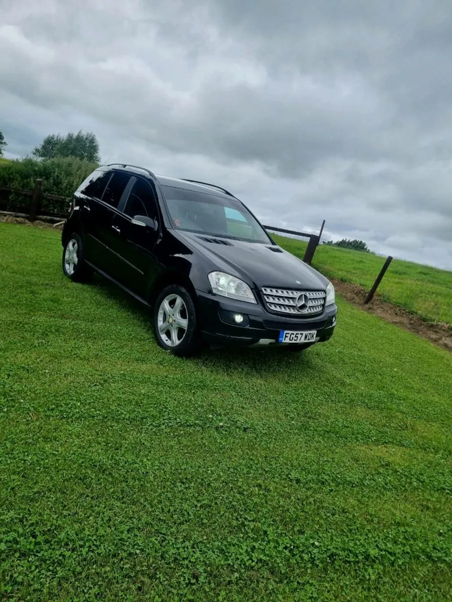 Mercedes ML 280 - Image 1