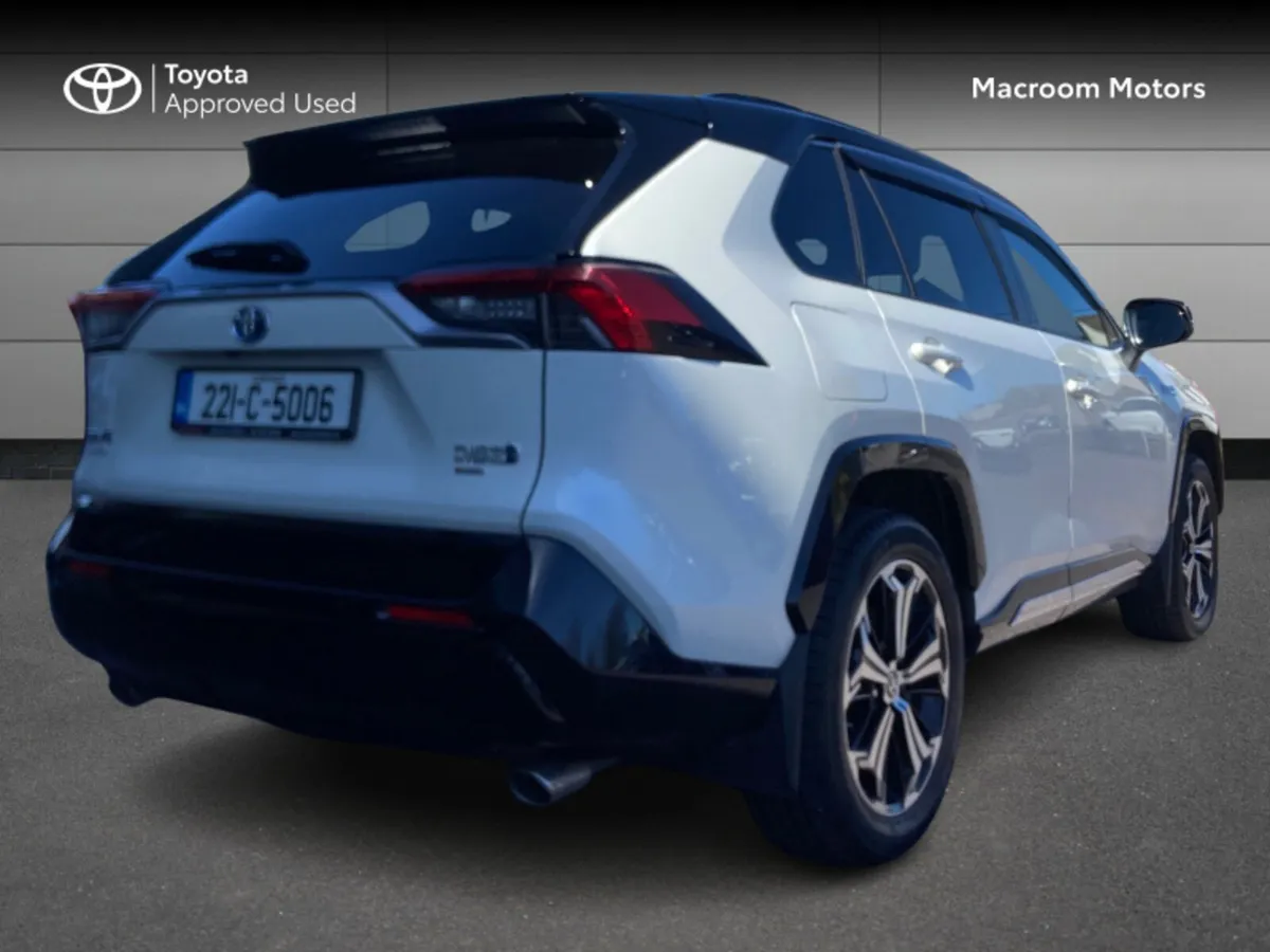 Toyota RAV4 RAV4 PLUG-IN HYBRID SPORT 4DR - Image 2