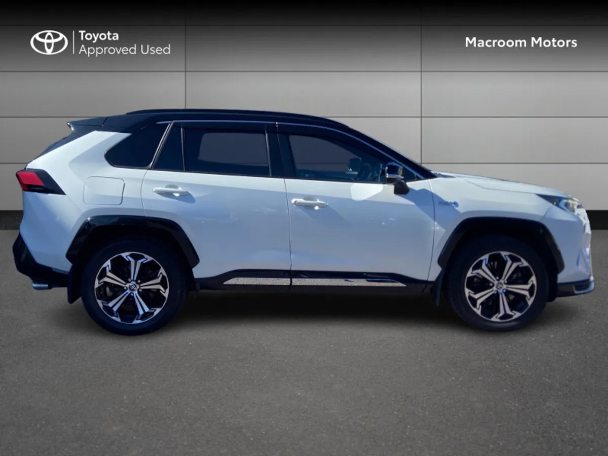 Toyota RAV4 RAV4 PLUG-IN HYBRID SPORT 4DR - Image 3