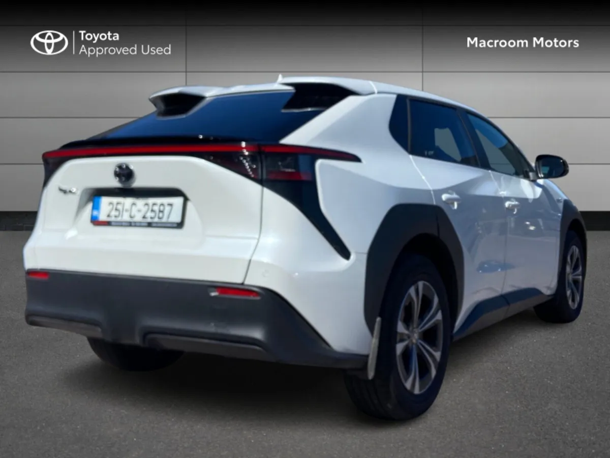 Toyota bZ4X - Image 2