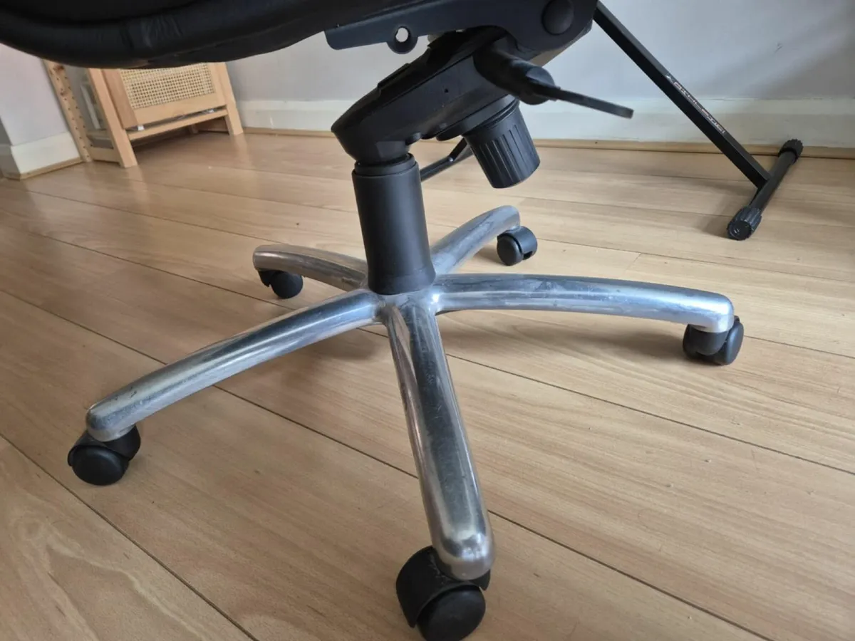 Leather Office Chair - Image 2
