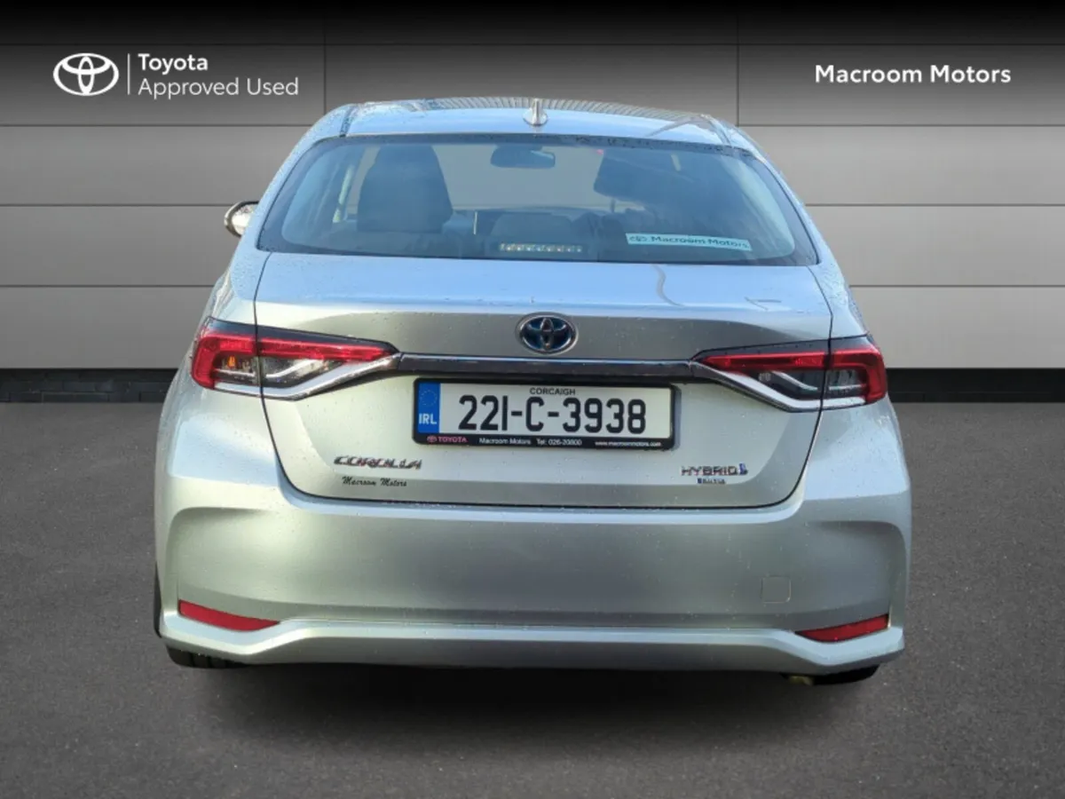 Toyota Corolla HYB LUNA SALOON 4DR AUTO - Image 4