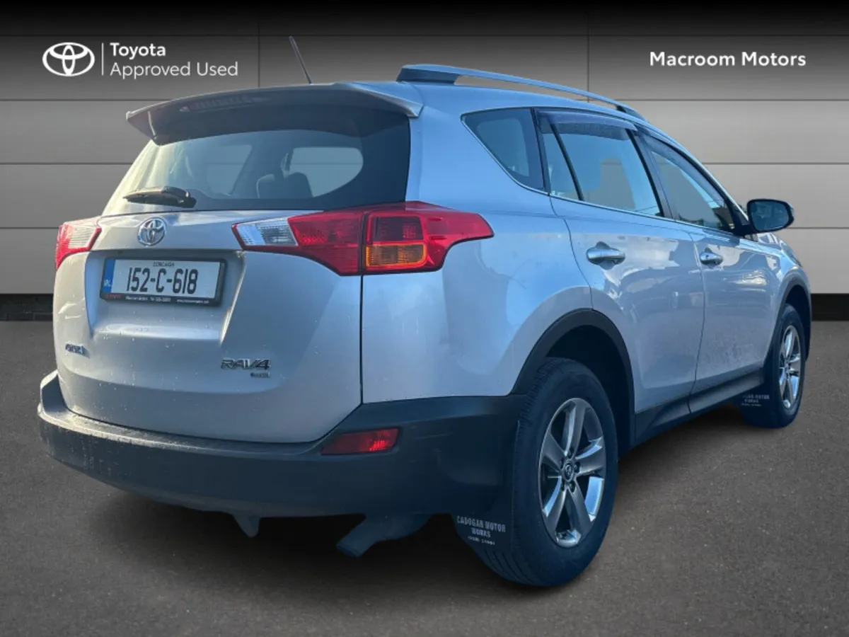 Toyota RAV4 RAV4 2.0D4D LUNA 2WD - Image 2