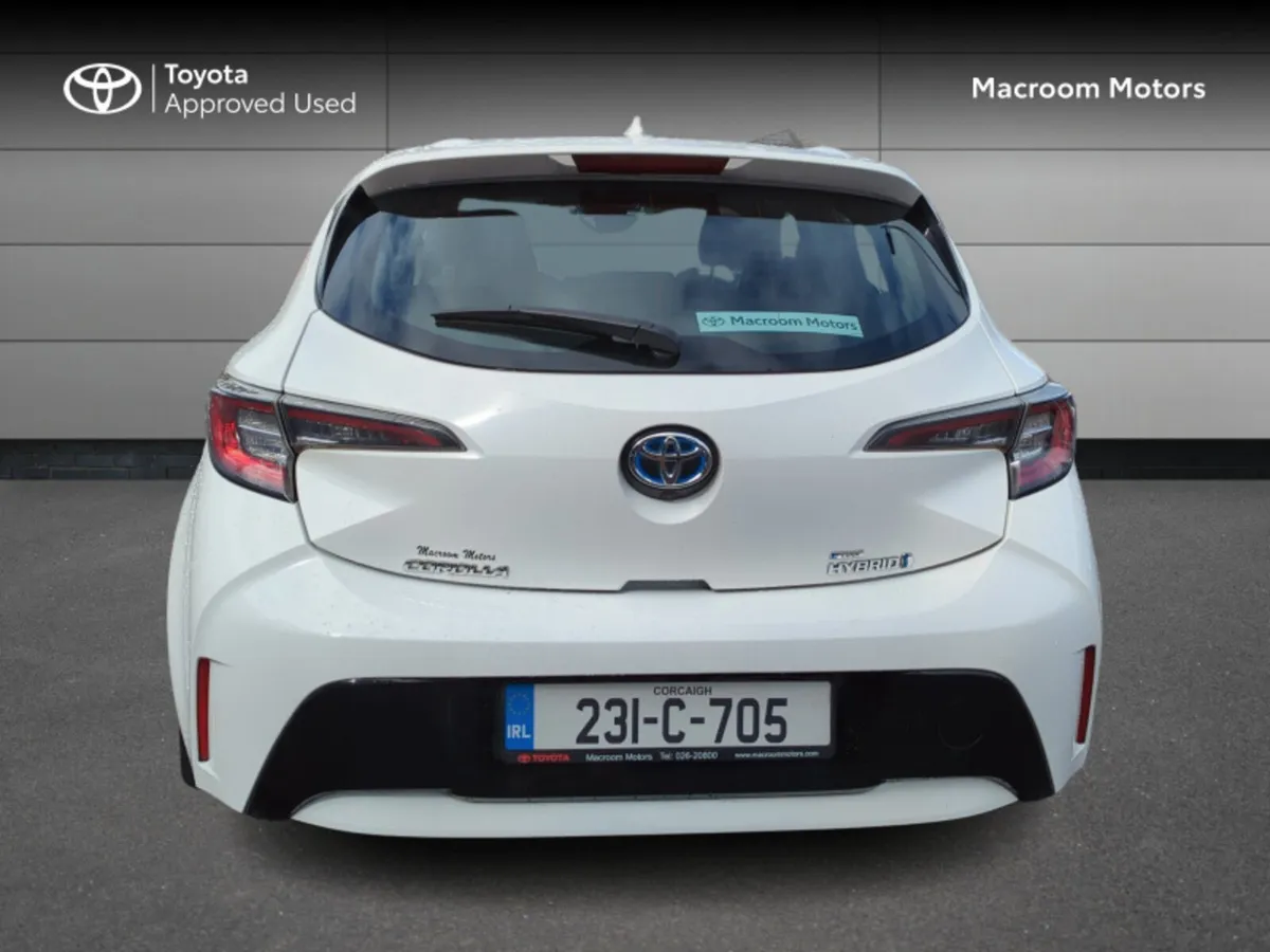 Toyota Corolla COROLLA HYBRID H/B 1.8 LUNA - Image 4
