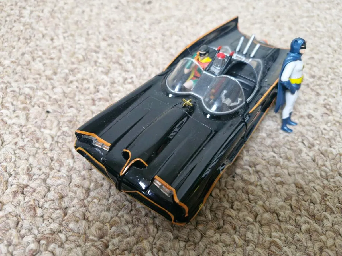 Die-cast Batmobile - Image 2