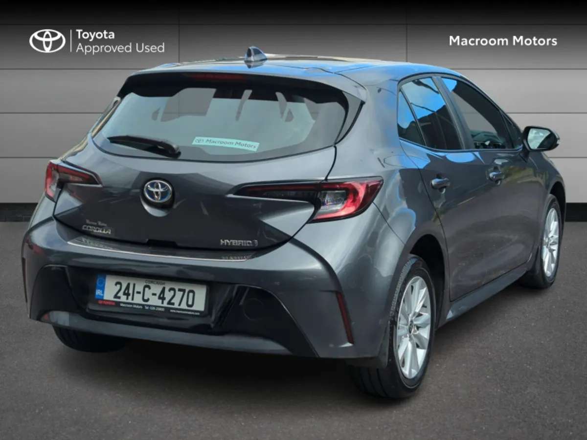 Toyota Corolla - Image 2