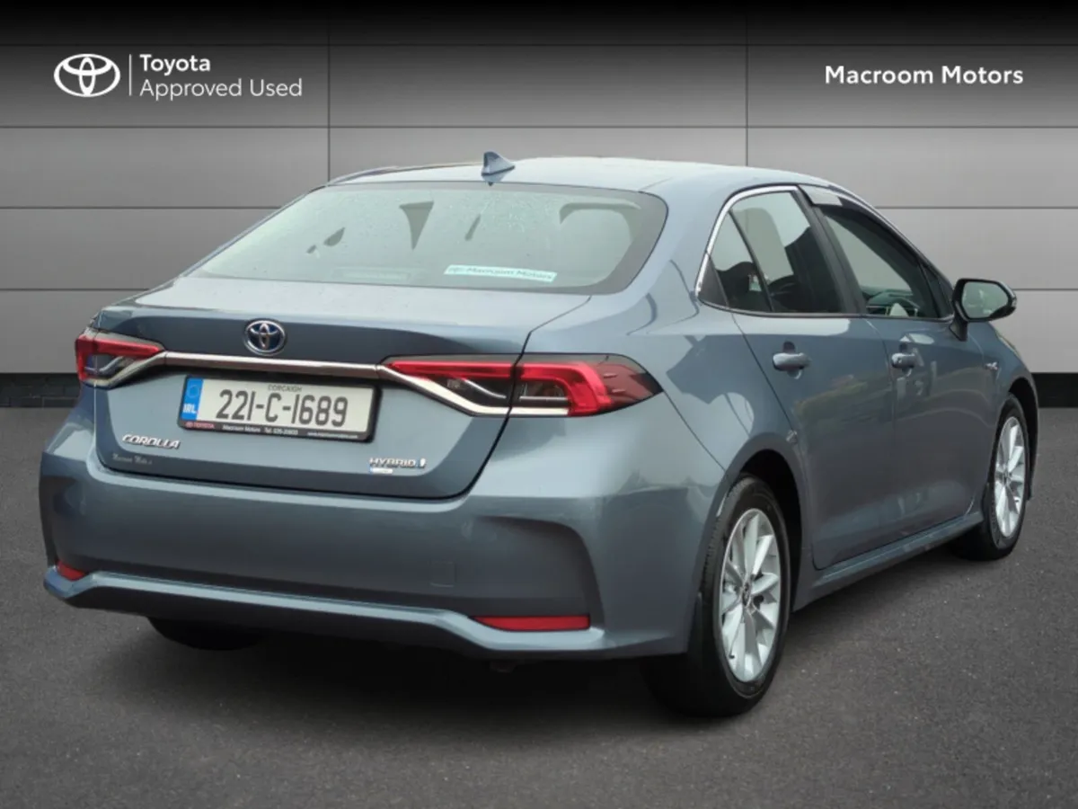 Toyota Corolla HYB LUNA SALOON 4DR AUTO - Image 2