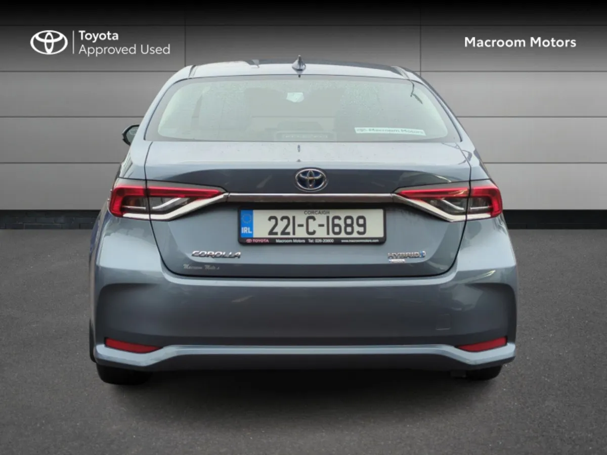 Toyota Corolla HYB LUNA SALOON 4DR AUTO - Image 4