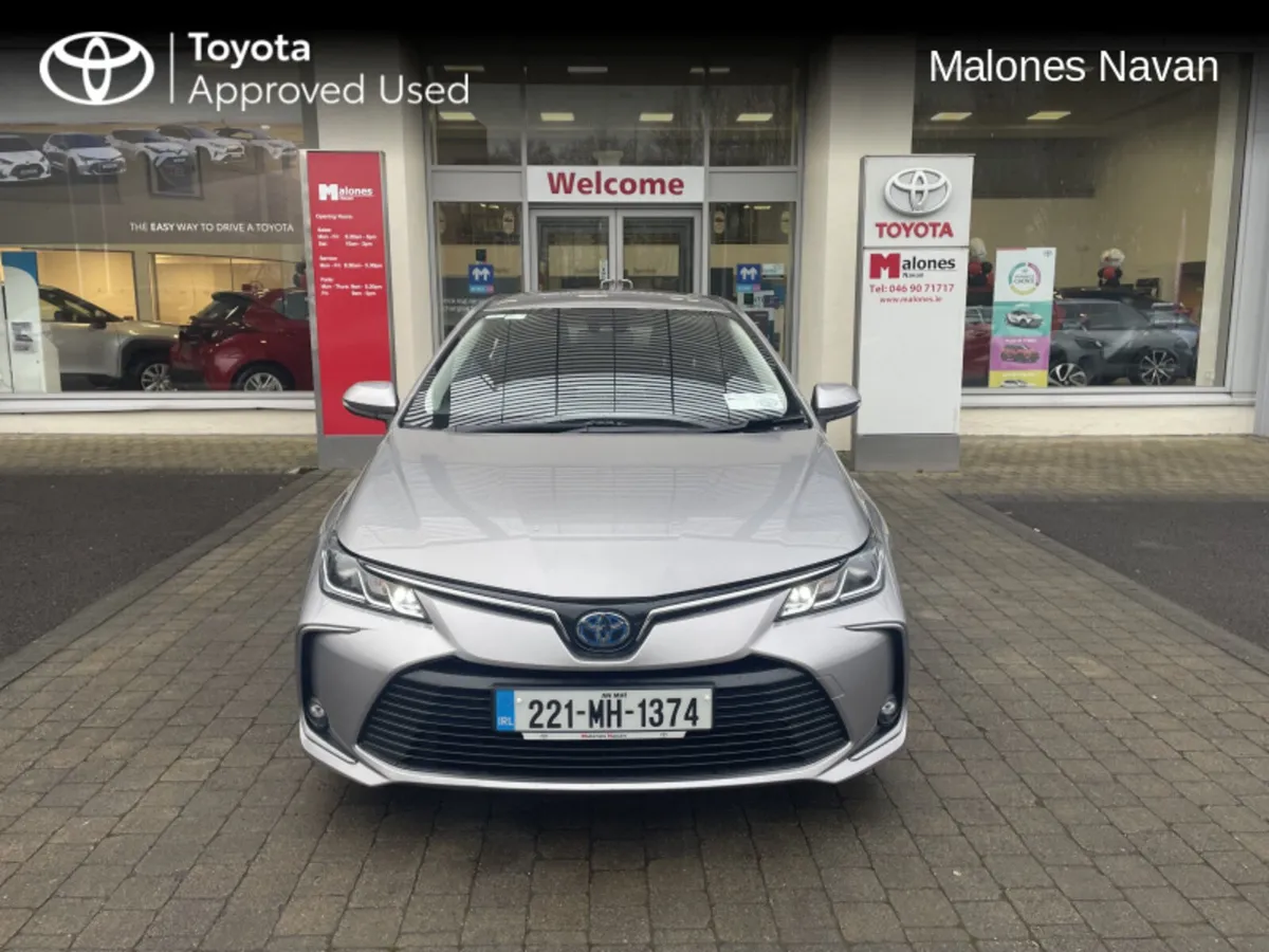 Toyota Corolla HYB LUNA SALOON 4DR AUTO - Image 2