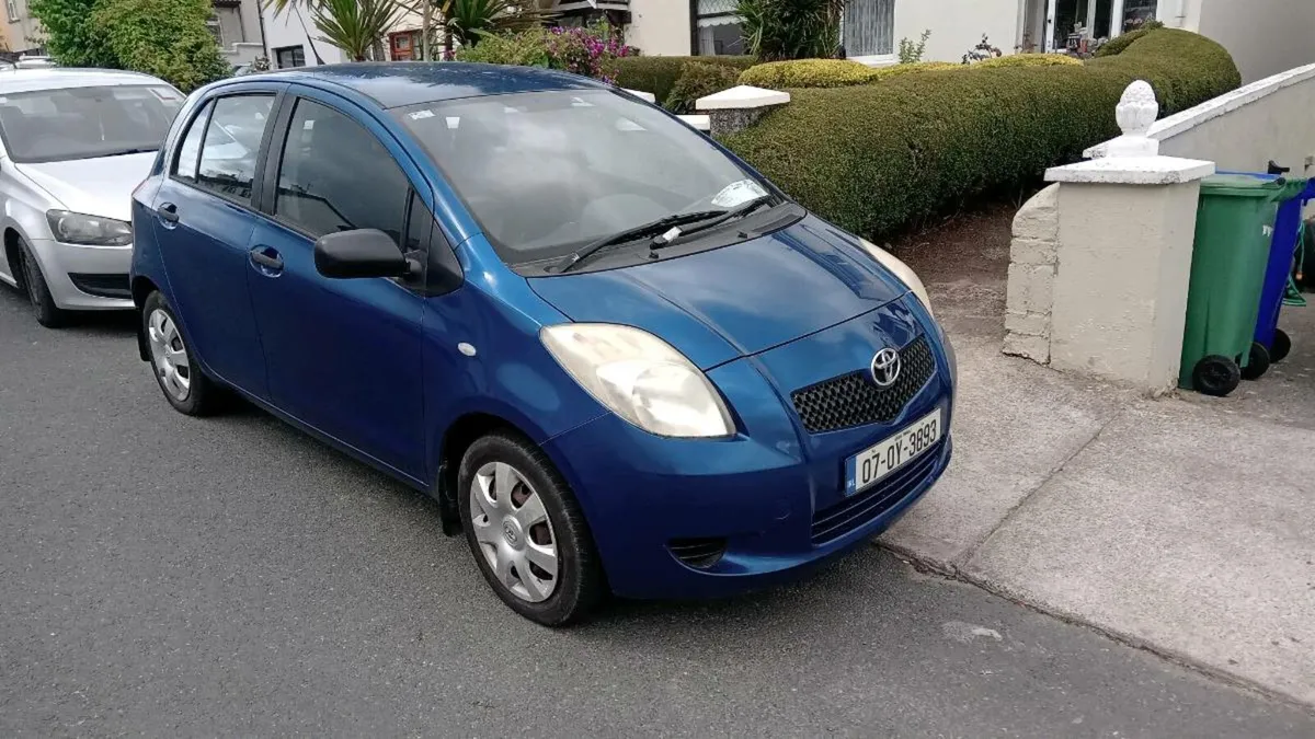 Toyota Yaris - Image 2