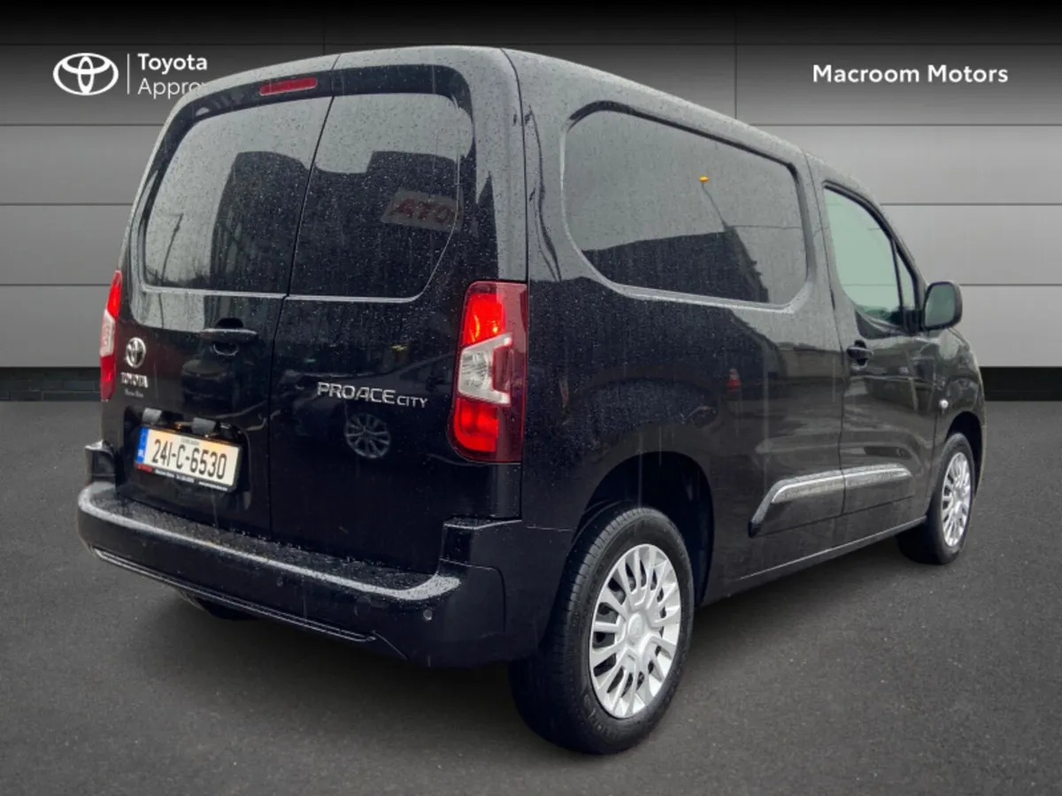 Toyota Proace City 1.5 GX SWB 1000KG - Image 2