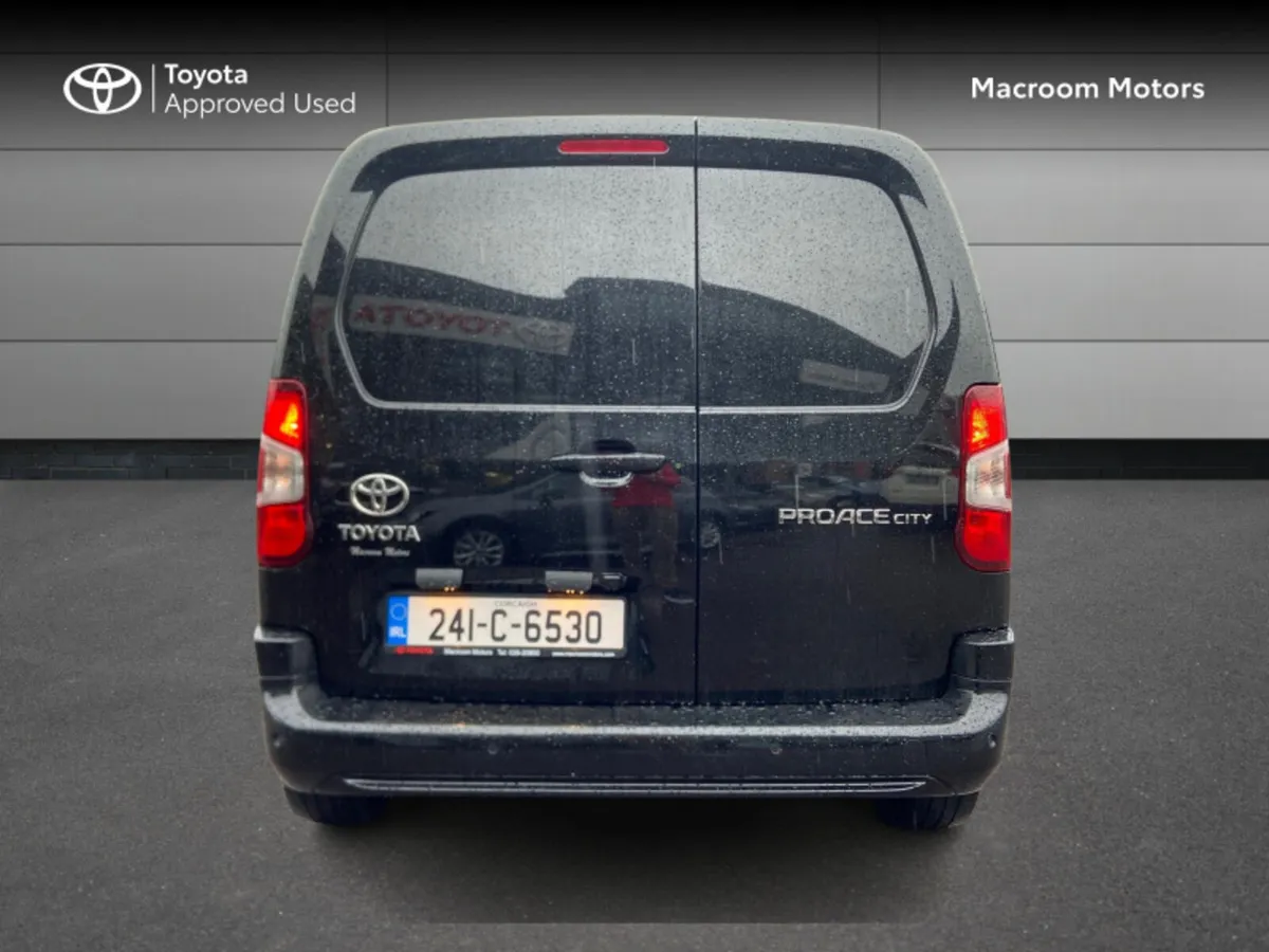 Toyota Proace City 1.5 GX SWB 1000KG - Image 4