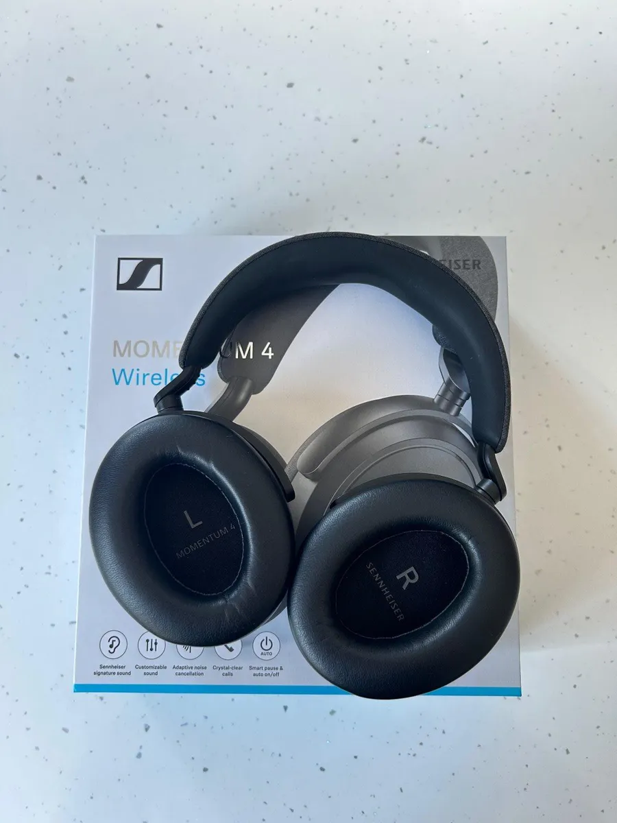 Sennheiser Momentum 4 - Image 2
