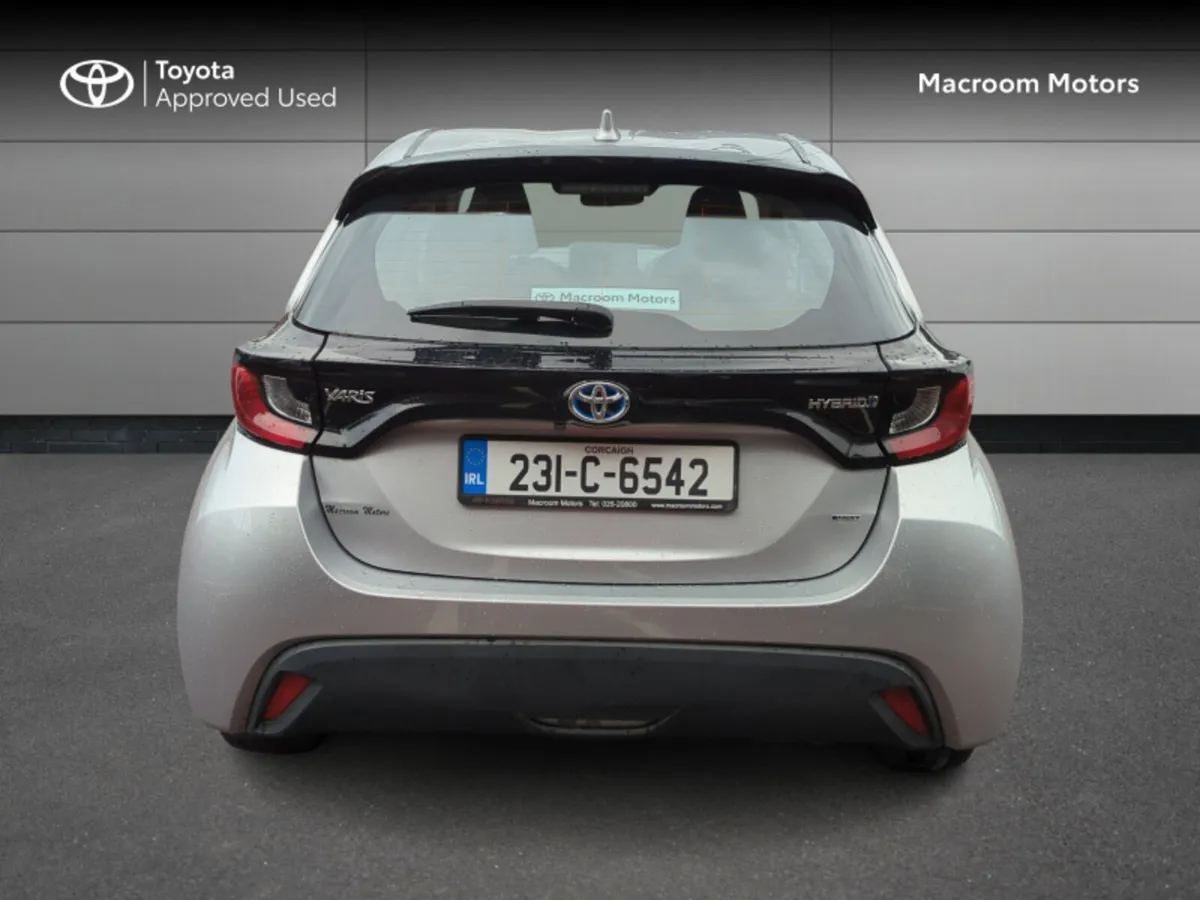 Toyota Yaris 1.5 - Image 4