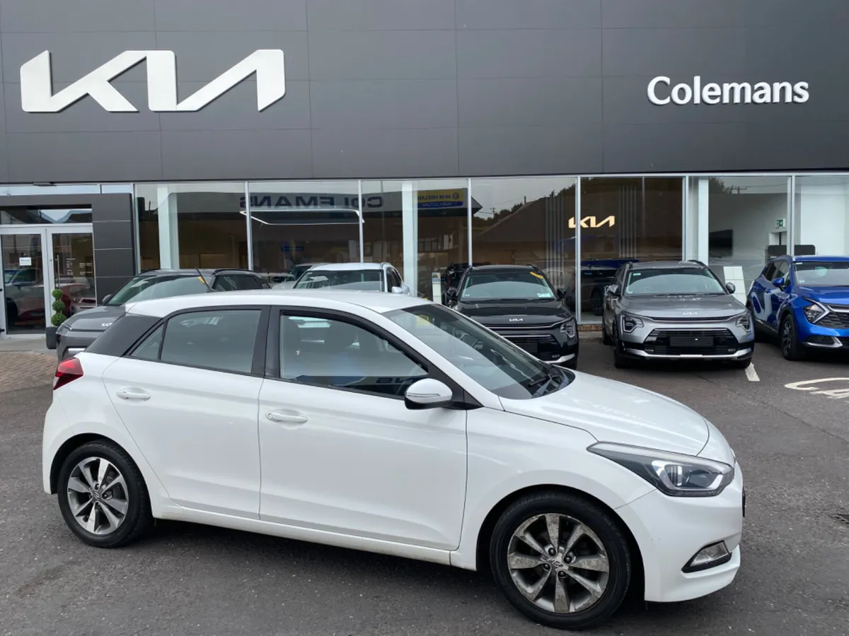 Hyundai i20 Active Deluxe 1.2 Petrol 2017 (171) - Image 1