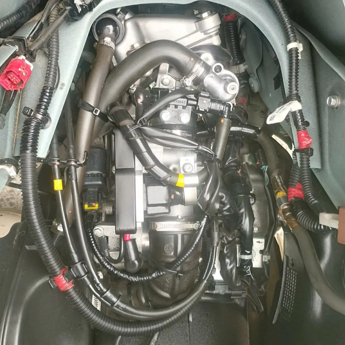 Vespa 300 GTS - Image 2