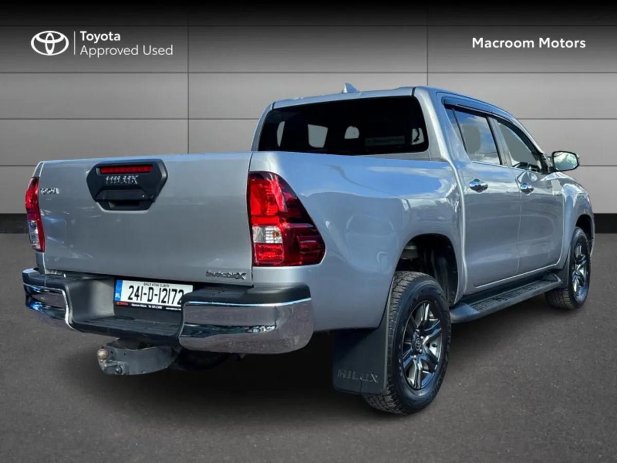 Toyota Hilux HILUX 2.8 SR5 D/CAB AUTO - Image 2